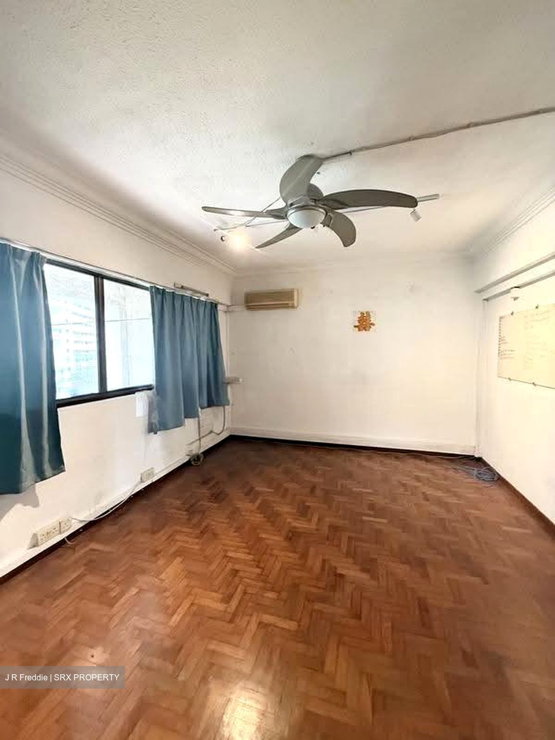 Blk 336 Jurong East Avenue 1 (Jurong East), HDB Executive #632476131